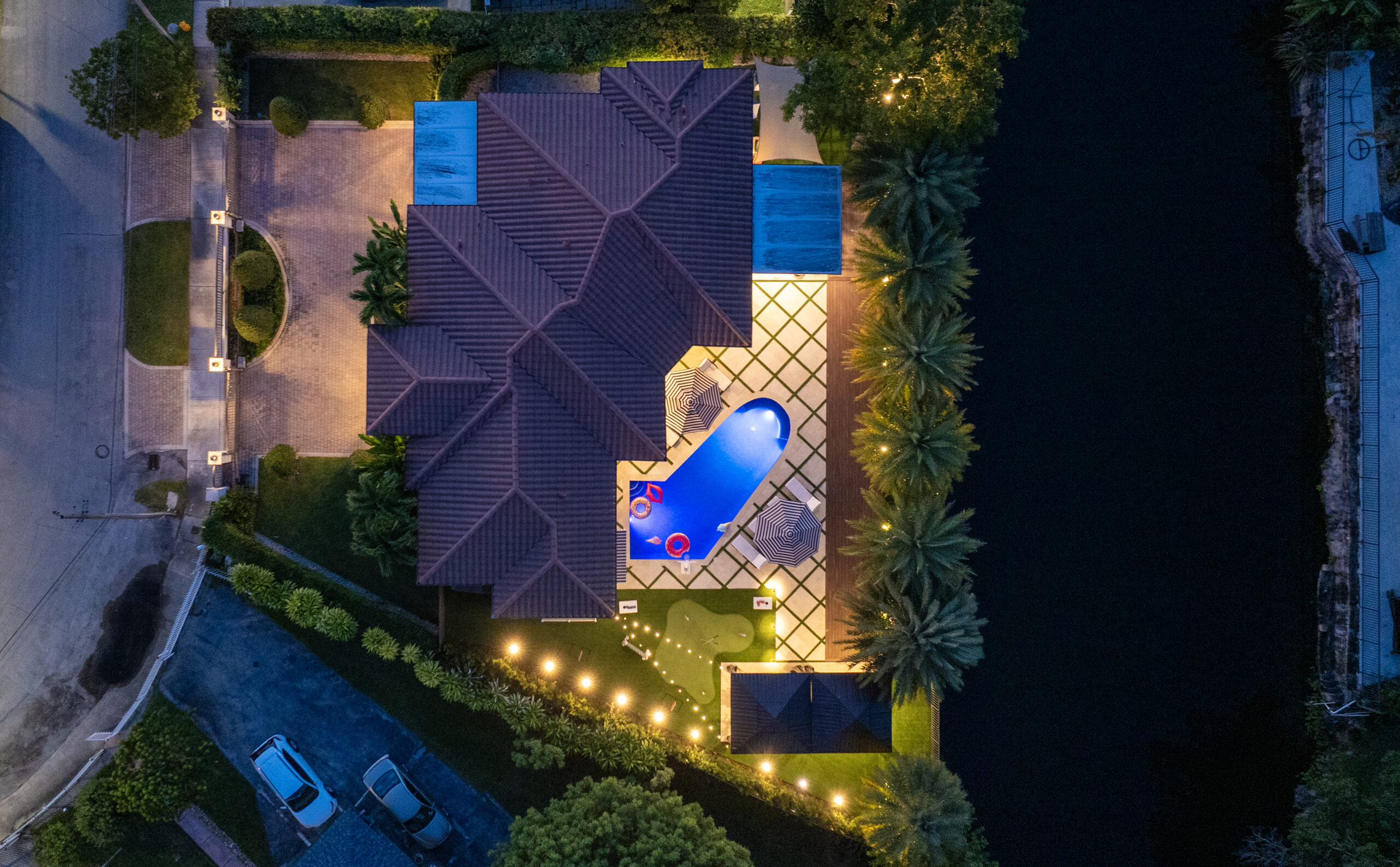 Royal "Casa Lopez Villa" - Image 2